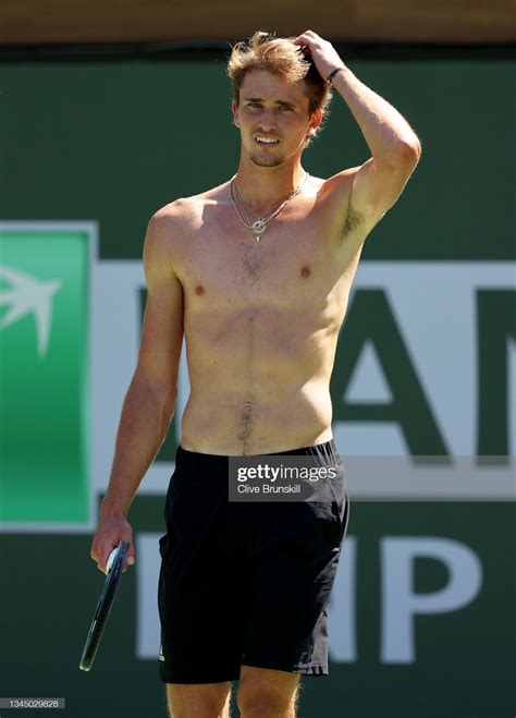 zverev shirtless